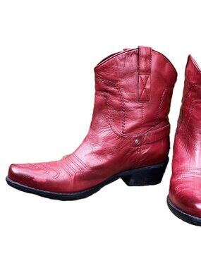 Franco Sarto red leather ankle boots size 8.5